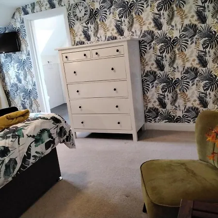 Bed & Breakfast Kentrigg House *